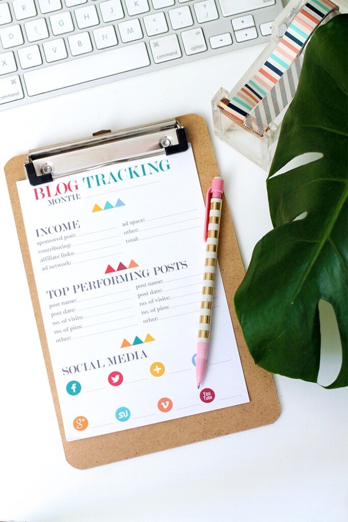 Print Printable Monthly Blog Tracking Sheets Squirrelly Minds